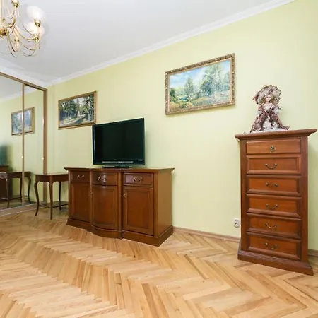 On Volodymirska 73 Street * Киев